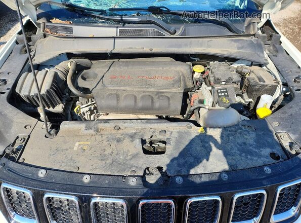 3C4NJDCB0JT412740 2018 JEEP COMPASS White Vista interior trasera