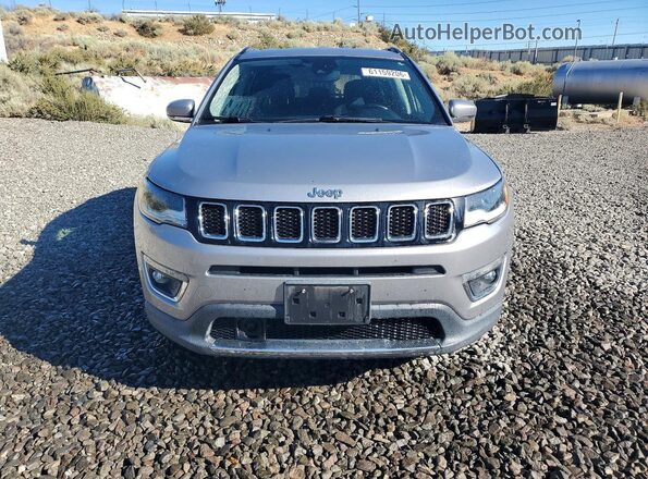 3C4NJDCB0JT442434 2018 JEEP COMPASS Silver Vista frontal