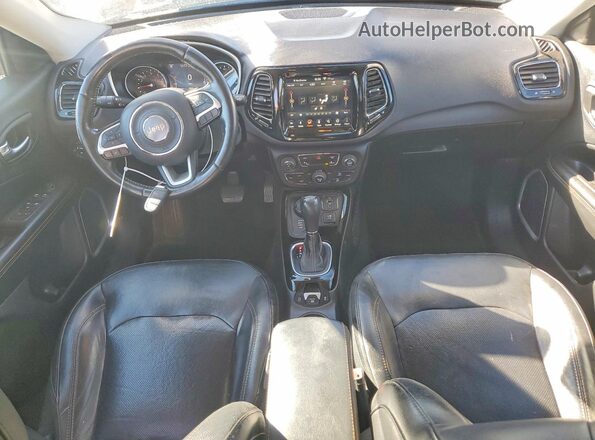 3C4NJDCB0JT442434 2018 JEEP COMPASS Silver Vista del salpicadero