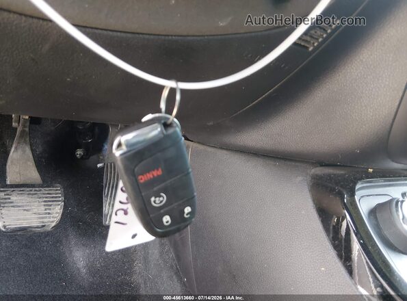 3C4NJDCB0KT771734 2019 JEEP COMPASS Серый Вид панели приборов