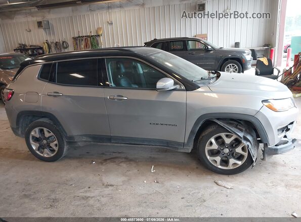 3C4NJDCB0LT127720 2020 JEEP COMPASS Серебряный Вид задней части салона