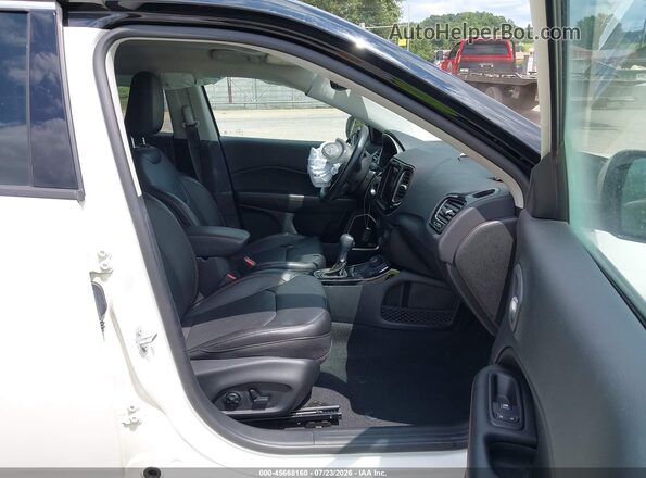3C4NJDCB0MT535720 2021 JEEP COMPASS White Widok wnętrza z przodu