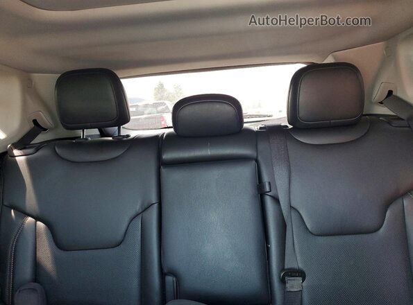 3C4NJDCB0NT226458 2022 JEEP COMPASS Black Vista de los asientos traseros