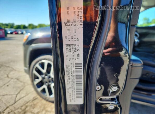 3C4NJDCB1HT664880 2017 JEEP COMPASS Black Widok naklejki z numerem VIN