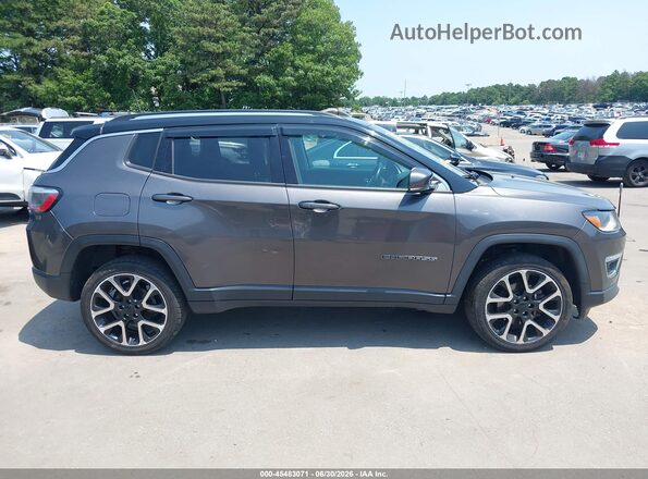 3C4NJDCB1JT116044 2018 JEEP COMPASS Gray უკანა სალონის ხედი