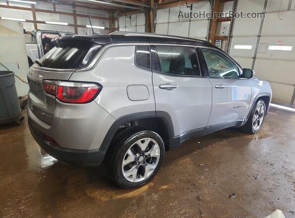 3C4NJDCB1JT264615 2018 JEEP COMPASS Silver Tył prawy
