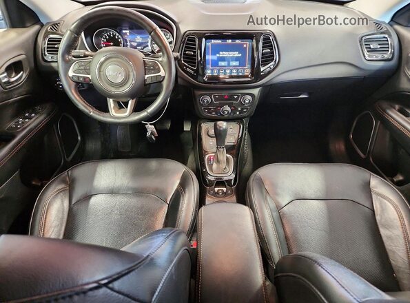 3C4NJDCB1JT280961 2018 JEEP COMPASS Red Առջևի վահանակի տեսք