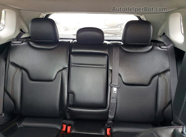 3C4NJDCB1JT354332 2018 JEEP COMPASS Gray უკანა სავარძლების ხედი