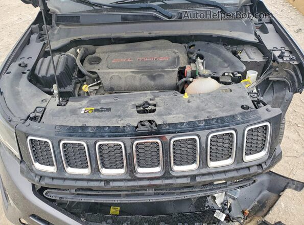 3C4NJDCB1JT354332 2018 JEEP COMPASS Gray ძრავის განყოფილების ხედი