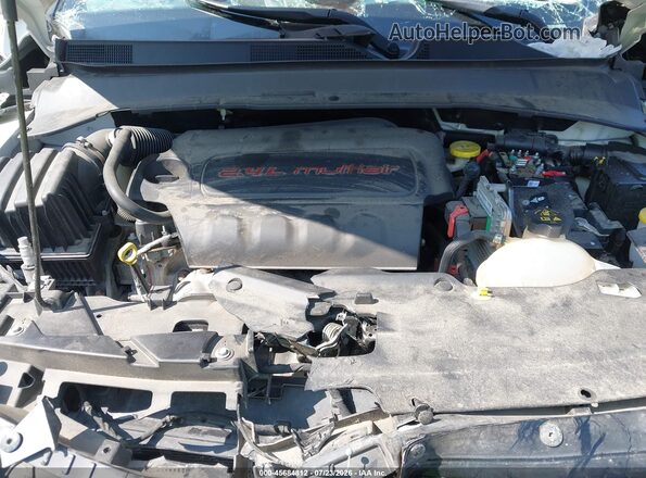 3C4NJDCB1MT523964 2021 JEEP COMPASS White Widok z tyłu