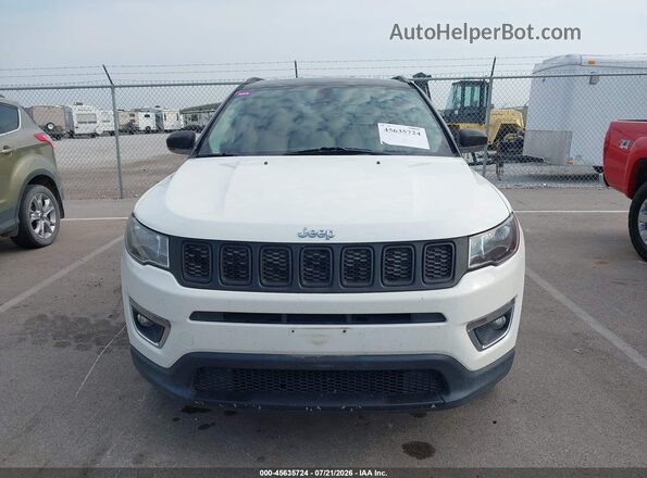 3C4NJDCB2HT681042 2017 JEEP COMPASS White Instrument cluster view