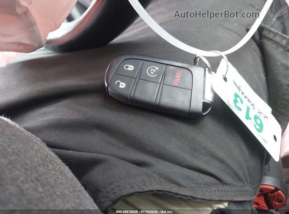 3C4NJDCB2NT177411 2022 JEEP COMPASS Gray Dashboard view