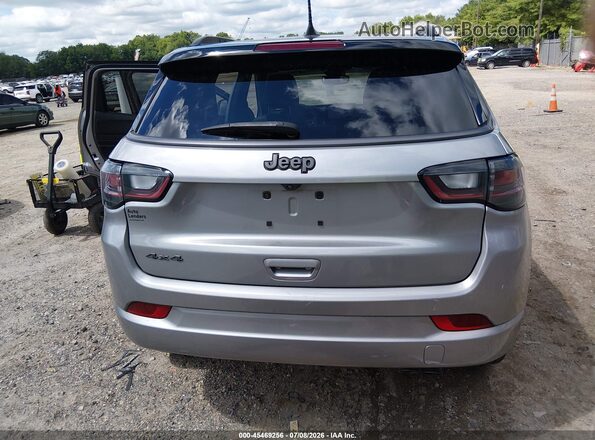 3C4NJDCB2NT181510 2022 JEEP COMPASS Silver 