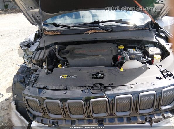 3C4NJDCB2NT181510 2022 JEEP COMPASS Silver Vista trasera