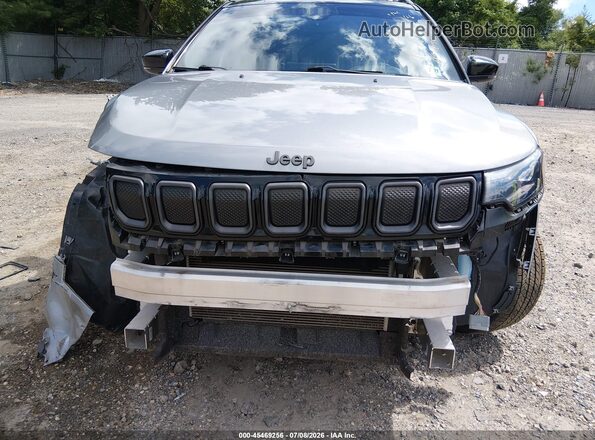 3C4NJDCB2NT181510 2022 JEEP COMPASS Silver Vista interior trasera