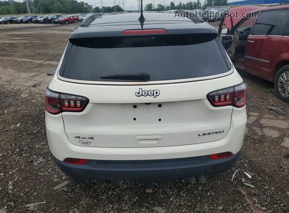 3C4NJDCB3JT206912 2018 JEEP COMPASS White Rear view