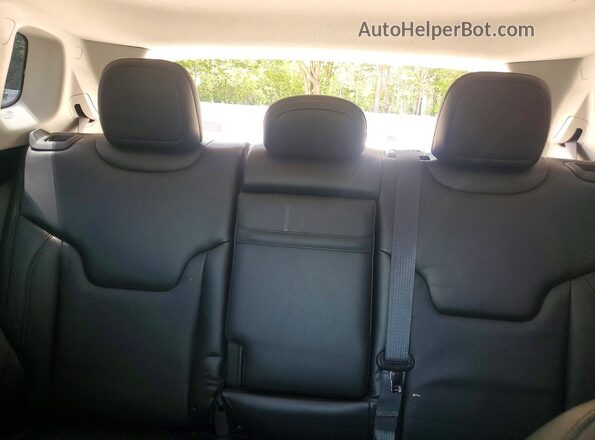 3C4NJDCB3JT266253 2018 JEEP COMPASS Серый Вид задних сидений