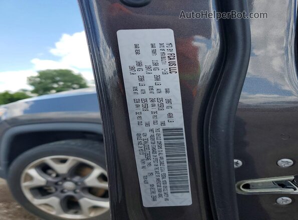 3C4NJDCB3JT282646 2018 JEEP COMPASS Gray Vista de la etiqueta del VIN