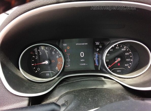 3C4NJDCB3JT282646 2018 JEEP COMPASS Gray Vista del cuadro de instrumentos