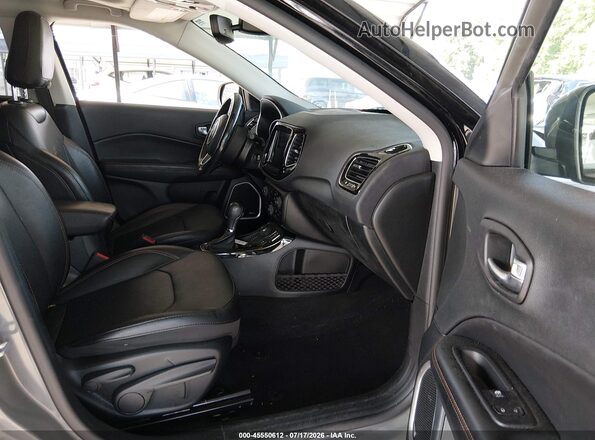 3C4NJDCB3MT544816 2021 JEEP COMPASS Gray Vista interior delantera