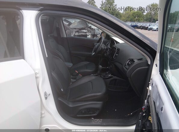 3C4NJDCB3MT544914 2021 JEEP COMPASS Белый Вид салона спереди