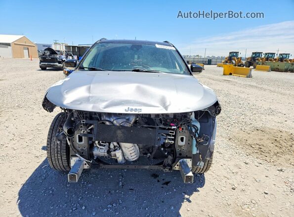 3C4NJDCB3NT153294 2022 JEEP COMPASS Gray Front view