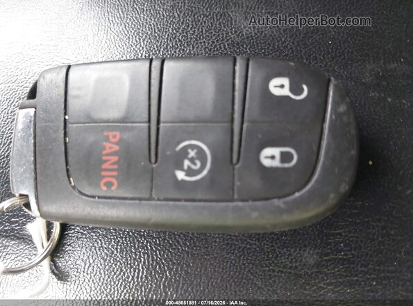3C4NJDCB4KT767296 2019 JEEP COMPASS Red Vista del salpicadero