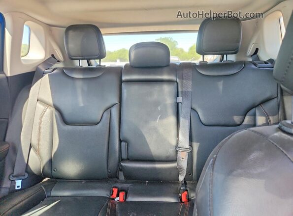 3C4NJDCB4LT159957 2020 JEEP COMPASS Blue Вид задніх сидінь