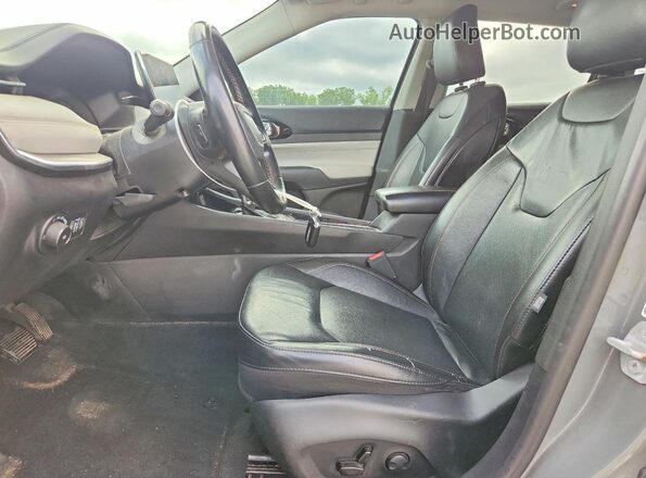 3C4NJDCB4NT165373 2022 JEEP COMPASS Gray Вид салону спереду