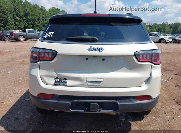 3C4NJDCB5HT688910 2017 JEEP COMPASS White 