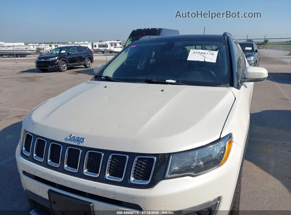 3C4NJDCB5JT457124 2018 JEEP COMPASS White Вид спереду