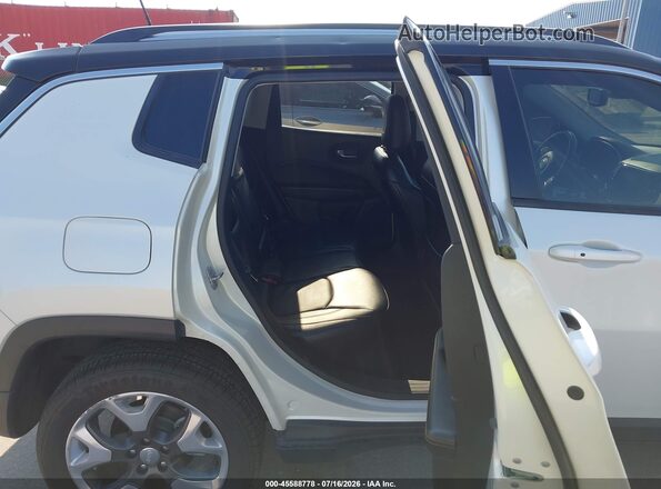 3C4NJDCB5JT457124 2018 JEEP COMPASS White Вид наклейки з VIN-кодом