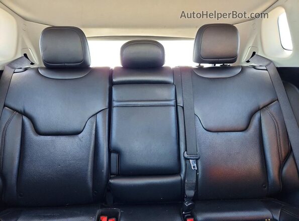 3C4NJDCB5KT767002 2019 JEEP COMPASS Black Vista de los asientos traseros