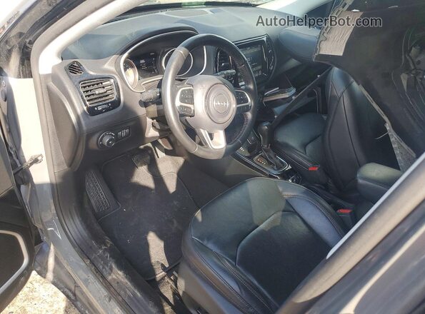 3C4NJDCB5LT223813 2020 JEEP COMPASS Серый Вид панели приборов