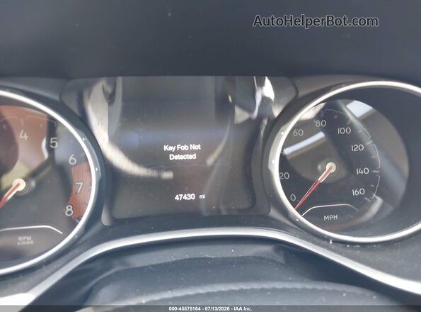 3C4NJDCB5MT504611 2021 JEEP COMPASS Gray Widok tylnych siedzeń