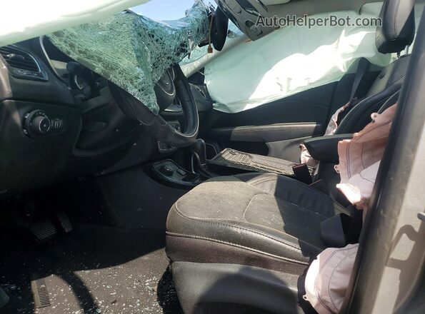 3C4NJDCB5MT512868 2021 JEEP COMPASS Silver Front interior view