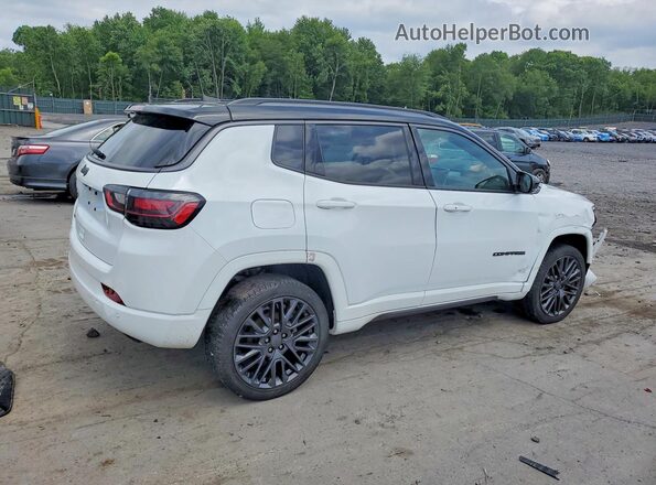 3C4NJDCB5NT115355 2022 JEEP COMPASS White Trasero derecho