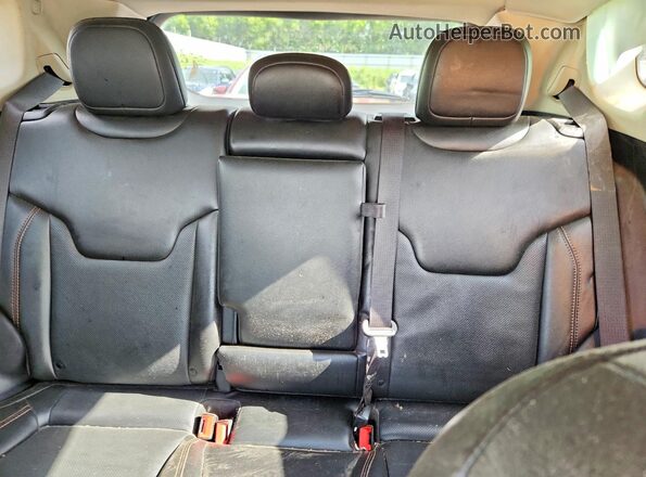 3C4NJDCB6LT212027 2020 JEEP COMPASS Black Vista de los asientos traseros
