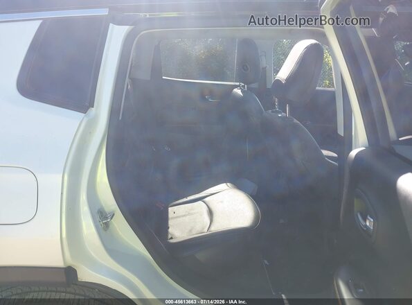 3C4NJDCB7LT106959 2020 JEEP COMPASS White VIN sticker view