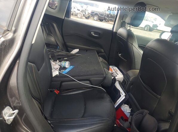 3C4NJDCB7LT222954 2020 JEEP COMPASS Gray Vista interior trasera