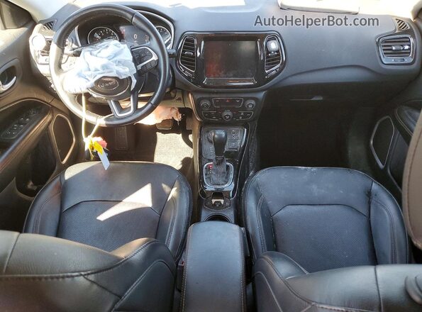 3C4NJDCB7LT245988 2020 JEEP COMPASS Black Vista del salpicadero