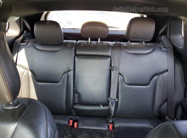 3C4NJDCB7NT162970 2022 JEEP COMPASS Красный Вид задних сидений