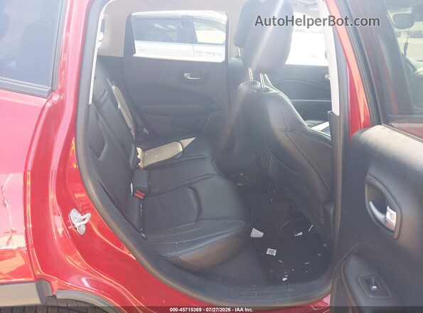 3C4NJDCB8JT112010 2018 JEEP COMPASS Red Вид наклейки з VIN-кодом