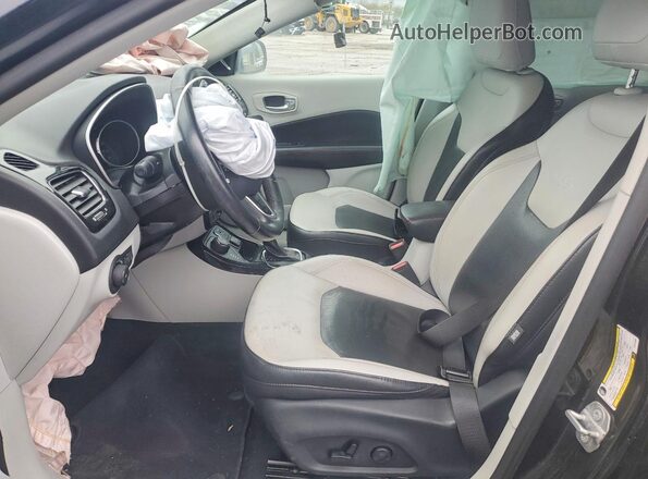 3C4NJDCB8KT673289 2019 JEEP COMPASS Black წინა სალონის ხედი
