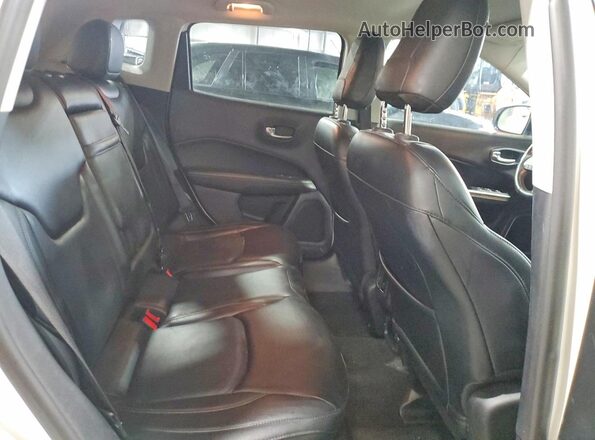 3C4NJDCB9HT675156 2017 JEEP COMPASS White Vista de los asientos traseros