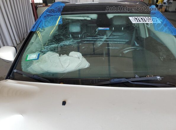 3C4NJDCB9JT209569 2018 JEEP COMPASS White Widok wnętrza 360 stopni
