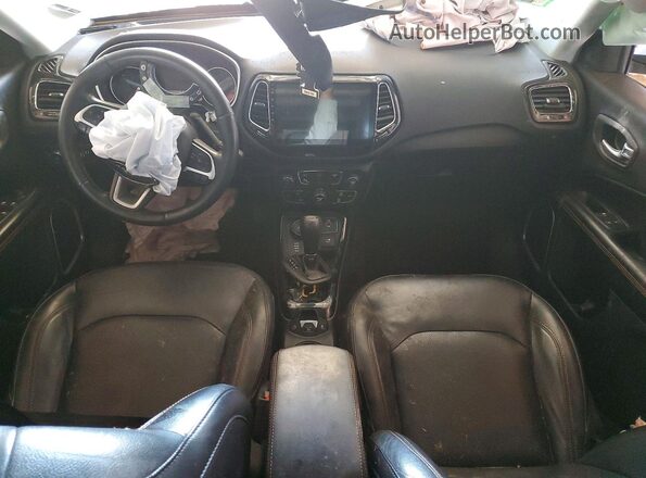 3C4NJDCB9JT209569 2018 JEEP COMPASS White Widok deski rozdzielczej