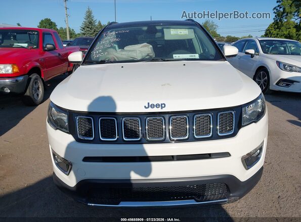 3C4NJDCB9JT456333 2018 JEEP COMPASS Белый Вид щитка приборов