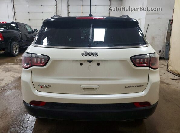 3C4NJDCB9KT780867 2019 JEEP COMPASS White Rear view
