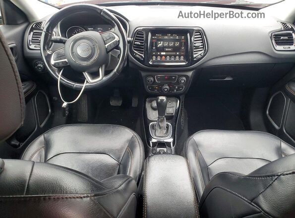 3C4NJDCB9KT812670 2019 JEEP COMPASS Red წინა პანელის ხედი